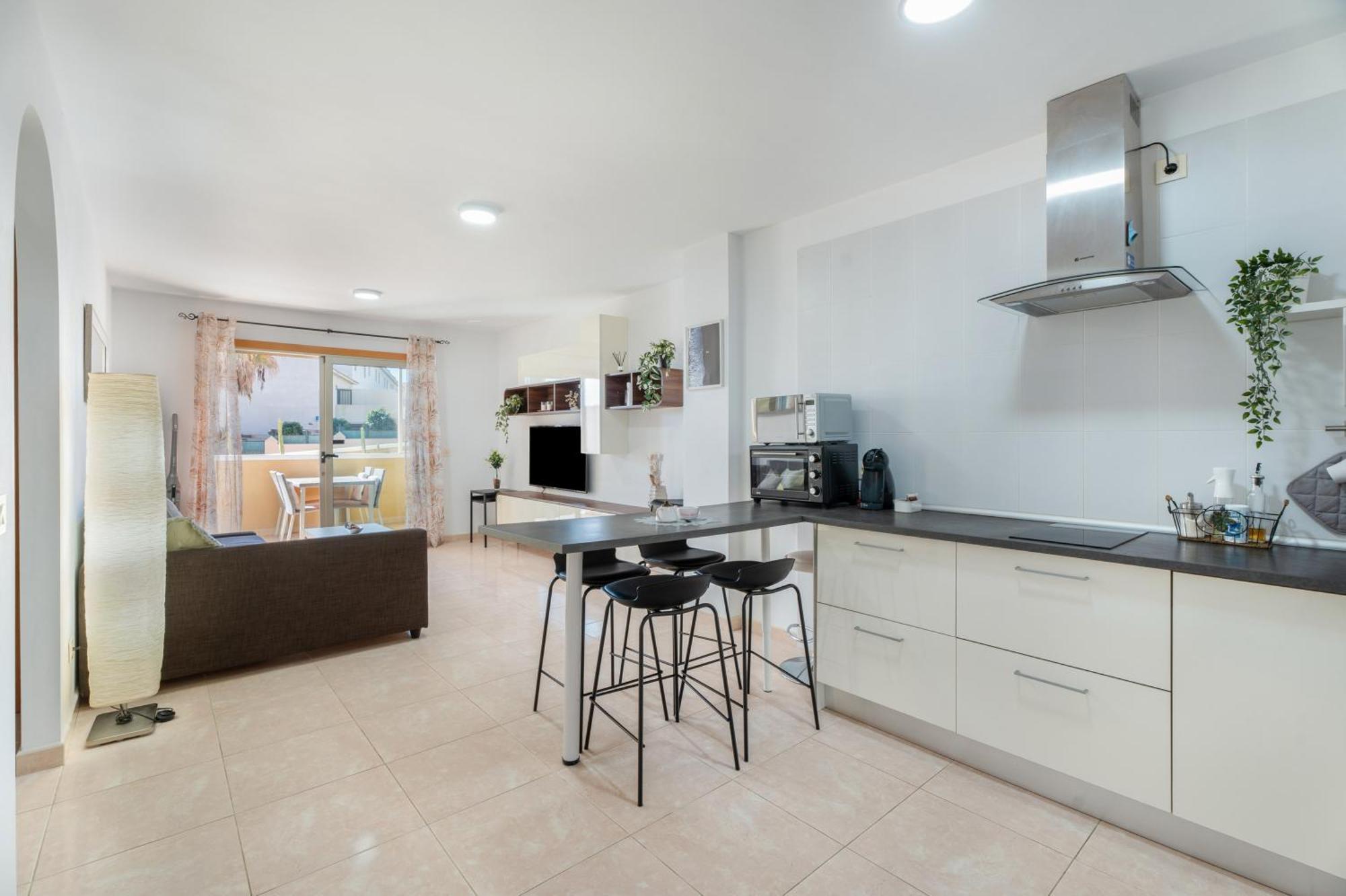 Sandra La Perla Apartment