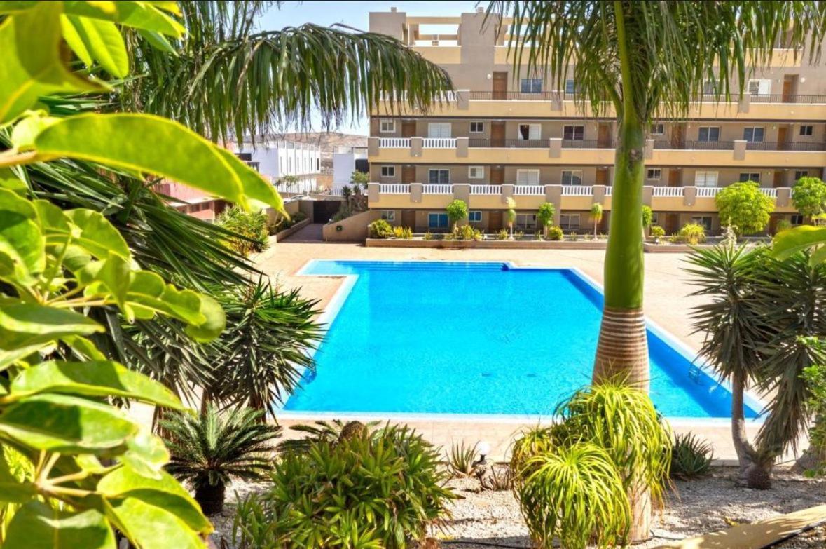 Sandra La Perla Apartment